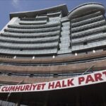CHP’de YDK Başkanlığına İzmir Milletvekili Mahir Polat seçildi