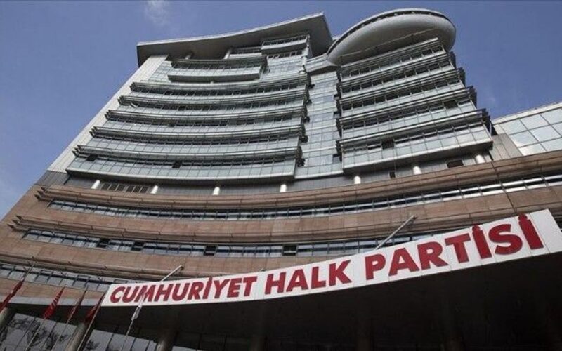 c h p nin y d k nin basina izmir milletvekili 194025 2sNsna
