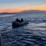 Çeşme açıklarında çifte operasyon: 46 düzensiz göçmen kurtarıldı ve yakalandı