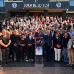 CHP İzmir’den Buca Belediyesi önünde açıklama: Gücümüzü saraydan değil milletten alıyoruz
