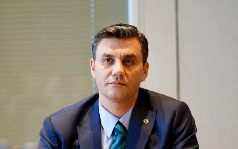 ferdi zeyrek 14 ueCsII