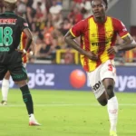 Trabzonspor’un gündeminde Anthony Dennis avr: Göztepe kapıyı 7 milyon Euro’dan açtı
