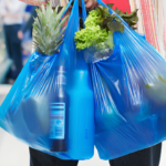 Savaşın gölgesinde yeni kriz: Plastik poşet