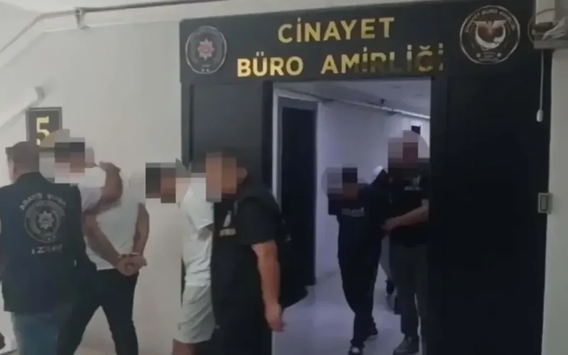 Karabağlar’da silahlı çatışma can aldı: 15 yaşındaki Ayaz hayatını kaybetti 1 karabaglarda catisma 15 yasindaki ayaz hayatini kaybetti 1785634972 ZU2P30
