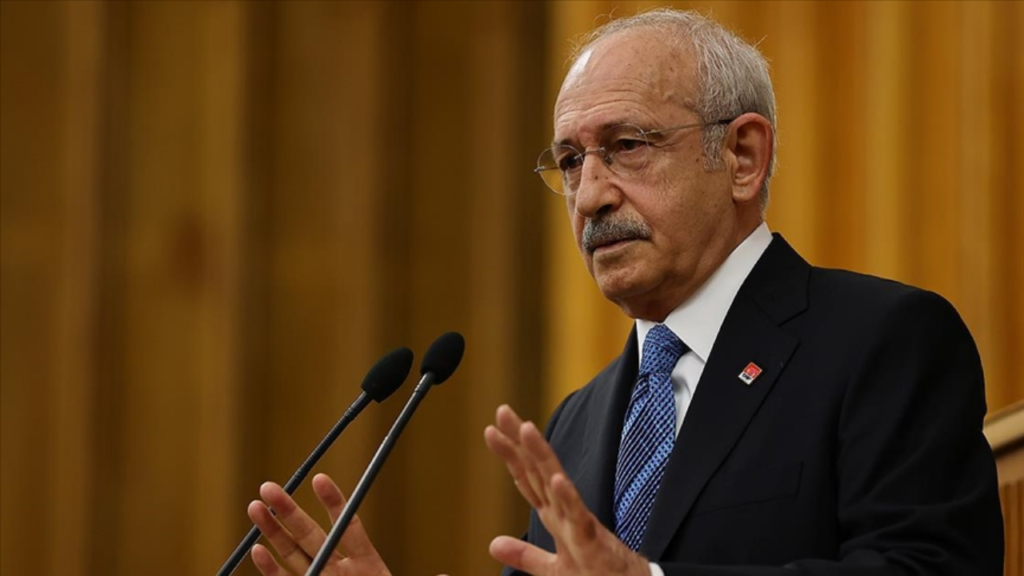 Kılıçdaroğlu’na ünlü isimlerden şarkı yasağı!