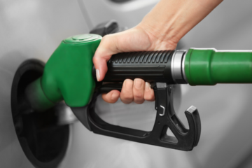 Akaryakıt tabelası değişti: Benzine indirim geldi
