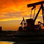 Brent petrolde yıl sonu beklentilerinde büyük fark
