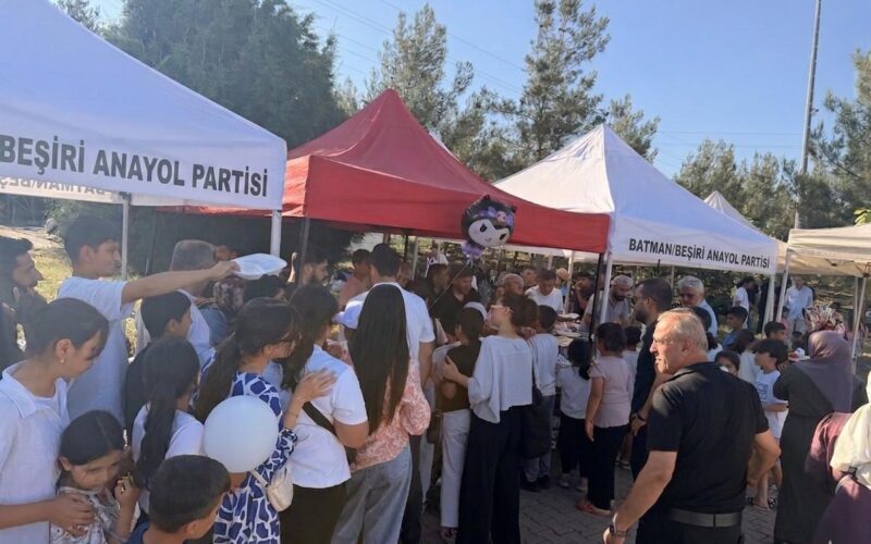 Batman Beşiri'de Anayol Partisi'nden 3 Bin Kişilik Gönül Sofrası 1 Res2