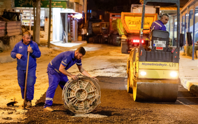 TorosToros Caddesi’nde asfalt dönüşümü başladı: Ekipler gece gündüz çalışıyor 1 toros caddesi asfalt mesaisi 4 tRRXFd