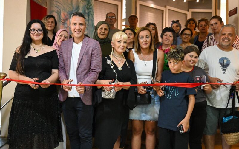 Bornova’da “Biz” sergisi: Köseoğlu Kardeşlerden ortak sanat yolculuğu 1 Y Z C 7849 FyVfWu